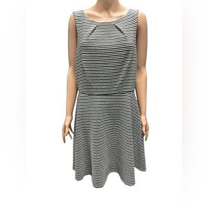 Elle - EC - Gorgeous Striped Pleated Dress